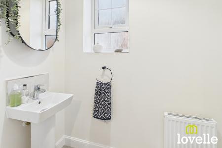 4 bedroom Detached house for sale in Radcliffe Grove, Cottingham, HU16