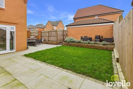 4 bedroom Detached house for sale in Radcliffe Grove, Cottingham, HU16