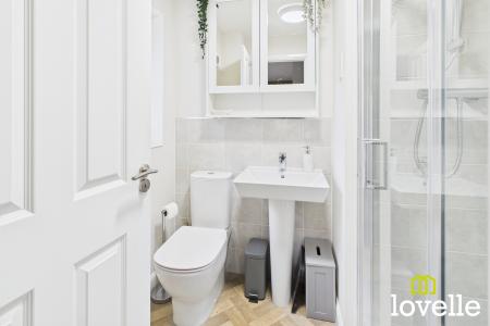 4 bedroom Detached house for sale in Radcliffe Grove, Cottingham, HU16