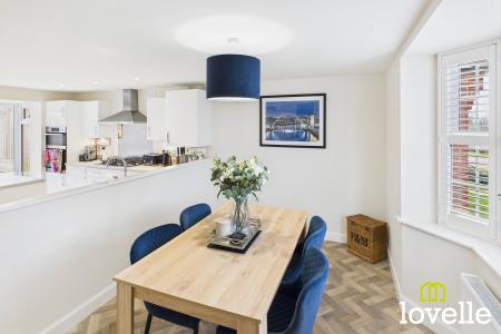 4 bedroom Detached house for sale in Radcliffe Grove, Cottingham, HU16