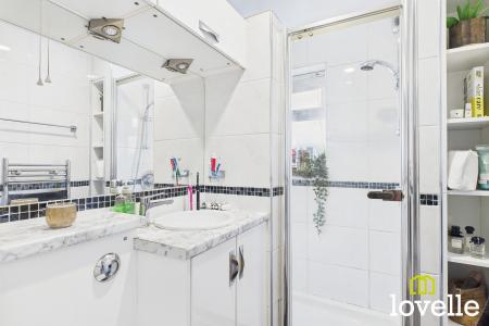 1 bedroom Flat for sale in Dixon Court, Cottingham, East Riding of Yorkshire, HU16