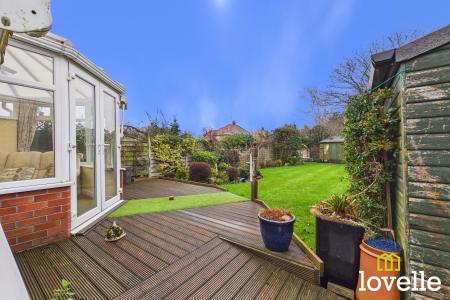 2 bedroom Semi-detached bungalow for sale in The Wolds, Cottingham, HU16