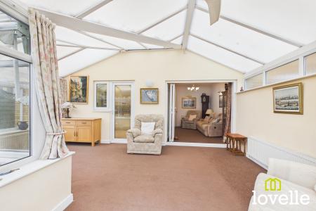 2 bedroom Semi-detached bungalow for sale in The Wolds, Cottingham, HU16