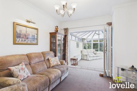 2 bedroom Semi-detached bungalow for sale in The Wolds, Cottingham, HU16