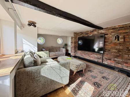 3 bedroom Detached house for sale in Chapel Lane, Morton, DN21