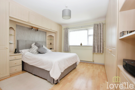 4 bedroom Detached house for sale in Front Street, East Stockwith, DN21