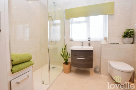 4 bedroom Detached house for sale in Front Street, East Stockwith, DN21