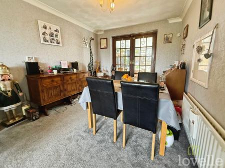 3 bedroom Semi-detached house for sale in High Street, Walkeringham, DN10