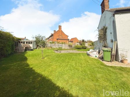 3 bedroom Detached house for sale in High Street. Kexby, Gainsborough, DN21