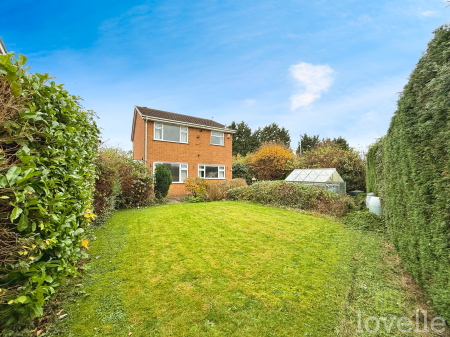 3 bedroom Detached house for sale in Middlefield Lane, Gainsborough, DN21