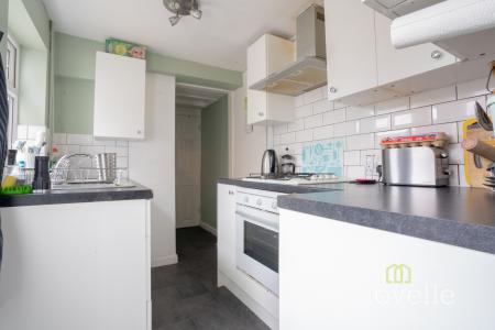 3 bedroom Semi-detached house for sale in North Marsh Road, Gainsborough, DN21