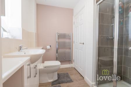 4 bedroom Detached house for sale in Owens View, Blyton, DN21