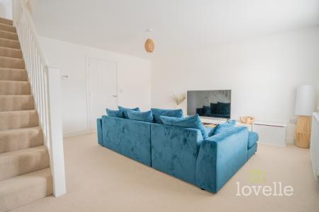 3 bedroom Semi-detached house for sale in Parkside Way, Gainsborough, DN21