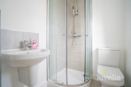 3 bedroom Semi-detached house for sale in Parkside Way, Gainsborough, DN21