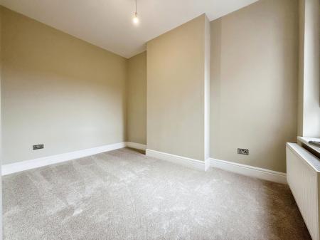 3 bedroom Semi-detached house for sale in Ropery Road, Gainsborough, DN21