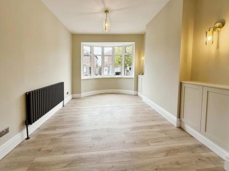 3 bedroom Semi-detached house for sale in Ropery Road, Gainsborough, DN21
