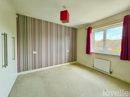3 bedroom Town house for sale in Sunningdale Way, Gainsborough, DN21