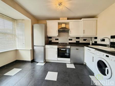 3 bedroom Town house for sale in Sunningdale Way, Gainsborough, DN21