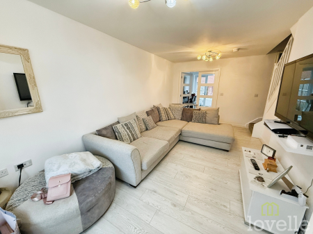 2 bedroom End of terrace house for sale in Swale Drive, Gainsborough, DN21