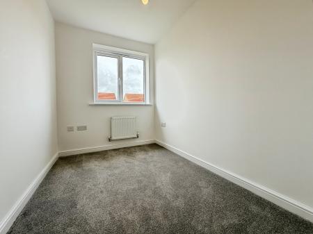 3 bedroom Semi-detached house to let in Bradshaw Way, Gainsborough, DN21