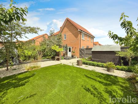 2 bedroom Semi-detached house for sale in Deerlands Way, Beckingham, DN10