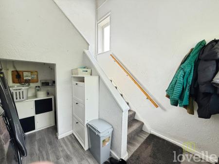 2 bedroom Flat for sale in Hillsyde Avenue, Misterton, DN10