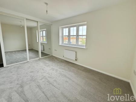 3 bedroom Terraced House for sale in Bob Rainsforth Way, Gainsborough, DN21