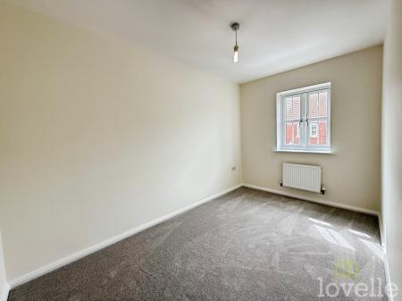 3 bedroom Terraced House for sale in Bob Rainsforth Way, Gainsborough, DN21