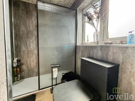 4 bedroom Detached house for sale in Ashdown Way, Misterton, DN10