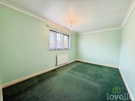 3 bedroom Detached house for sale in Rustic Lane, Blyton, DN21