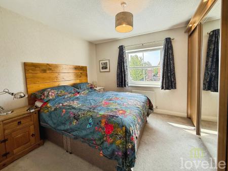 4 bedroom Detached house for sale in Ling Drive, Gainsborough, DN21