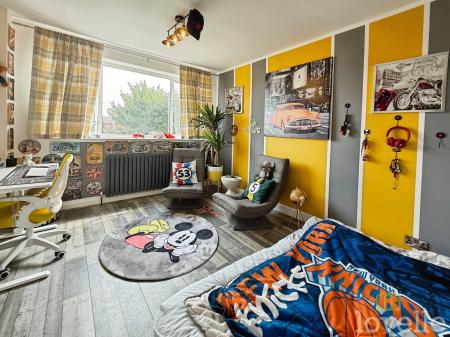 3 bedroom Detached house for sale in Ravendale Road, Gainsborough, DN21