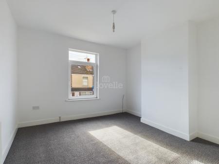 2 bedroom Terraced House to let in Ashcroft Road, Gainsborough, DN21