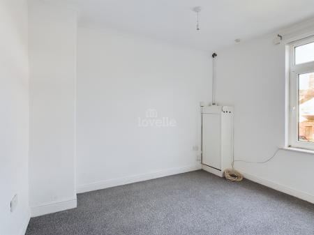 2 bedroom Terraced House to let in Ashcroft Road, Gainsborough, DN21