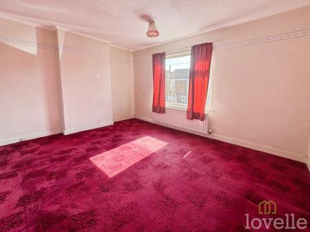 3 bedroom Semi-detached house for sale in Forster Street, Gainsborough, DN21