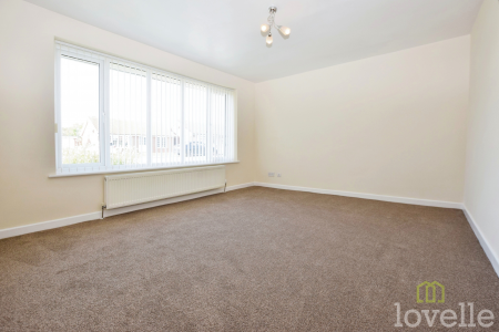 2 bedroom Detached bungalow to let in The Paddocks, Beckingham, DN10