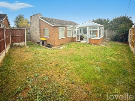 3 bedroom Detached bungalow for sale in Beechwood Drive, Scotter, DN21