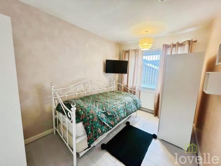 3 bedroom Detached bungalow for sale in Beechwood Drive, Scotter, DN21