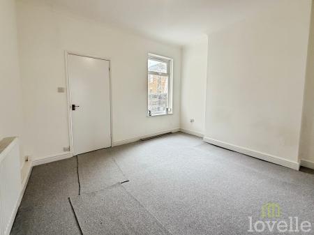 3 bedroom End of terrace house for sale in Curzon Street, Gainsborough, DN21