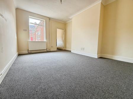 4 bedroom Terraced House to let in Trent Street, Gainsborough, DN21