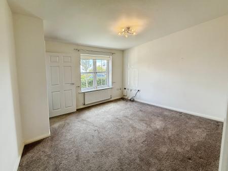 2 bedroom Terraced House to let in Calder Avenue, Gainsborough, DN21