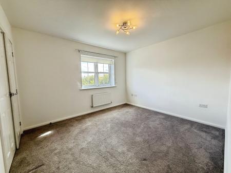 2 bedroom Terraced House to let in Calder Avenue, Gainsborough, DN21