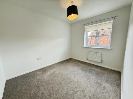 2 bedroom Terraced House to let in Calder Avenue, Gainsborough, DN21