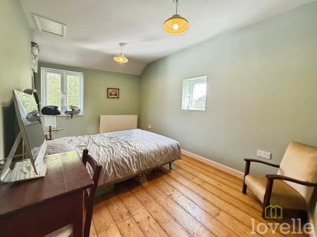 4 bedroom Cottage for sale in South Street, Morton, DN21