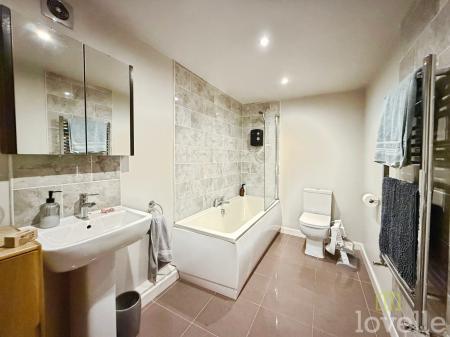 4 bedroom Cottage for sale in South Street, Morton, DN21