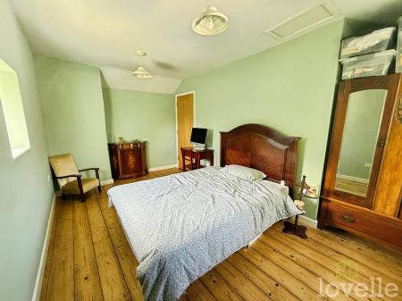 4 bedroom Cottage for sale in South Street, Morton, DN21