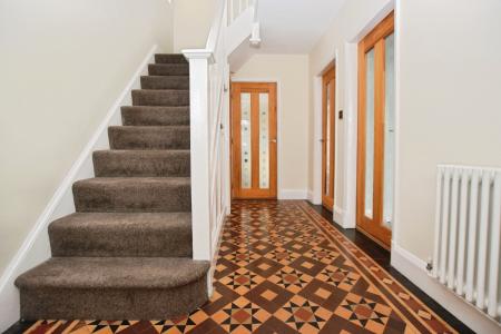 3 bedroom Semi-detached house to let in Sandsfield Lane, Gainsborough, DN21