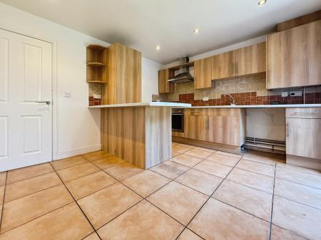 2 bedroom End of terrace house to let in Church Street, Gainsborough, DN21