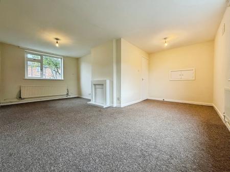 3 bedroom End of terrace house to let in Louisberg Road, Hemswell Cliff, DN21