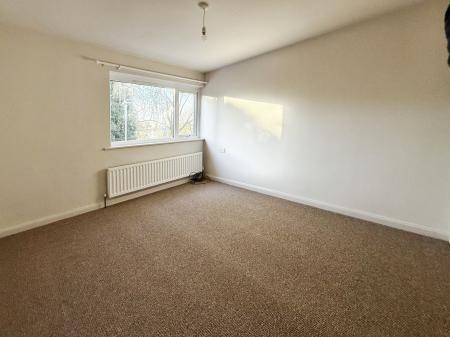 3 bedroom Terraced House to let in Gill Green Walk, Clarborough, DN22